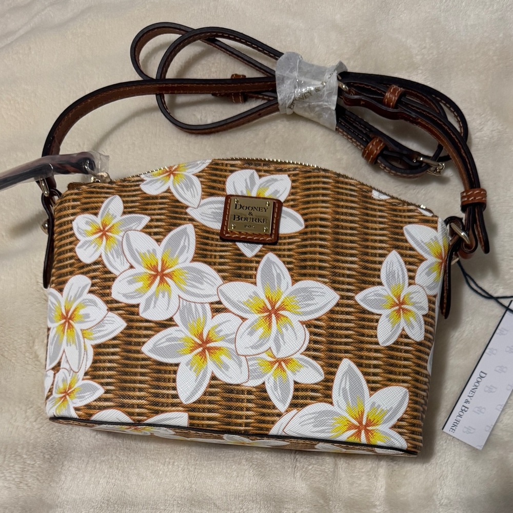 🌸Dooney & Bourke Floral Crossbody Bag NEW